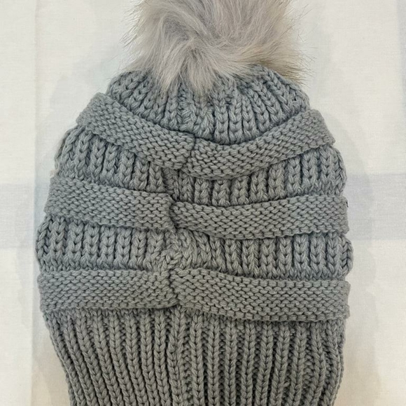 Page one Women's Winter beanie - Picture 1 of 3